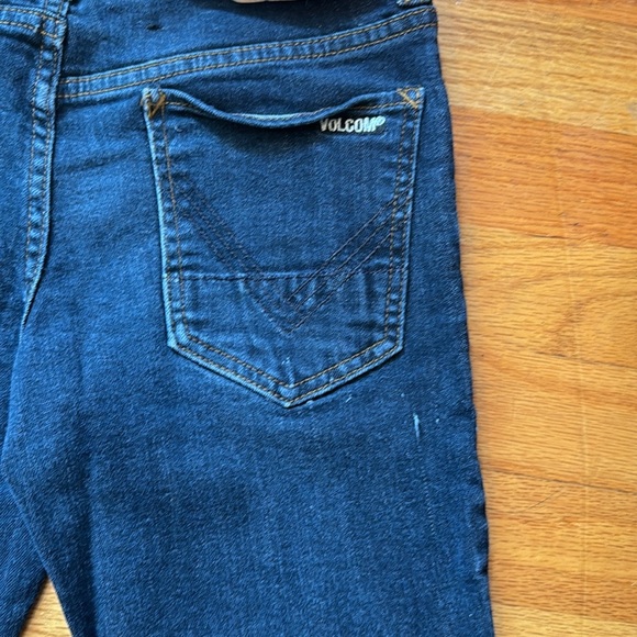 Volcom Kids Bottom Bundle - Picture 8 of 16